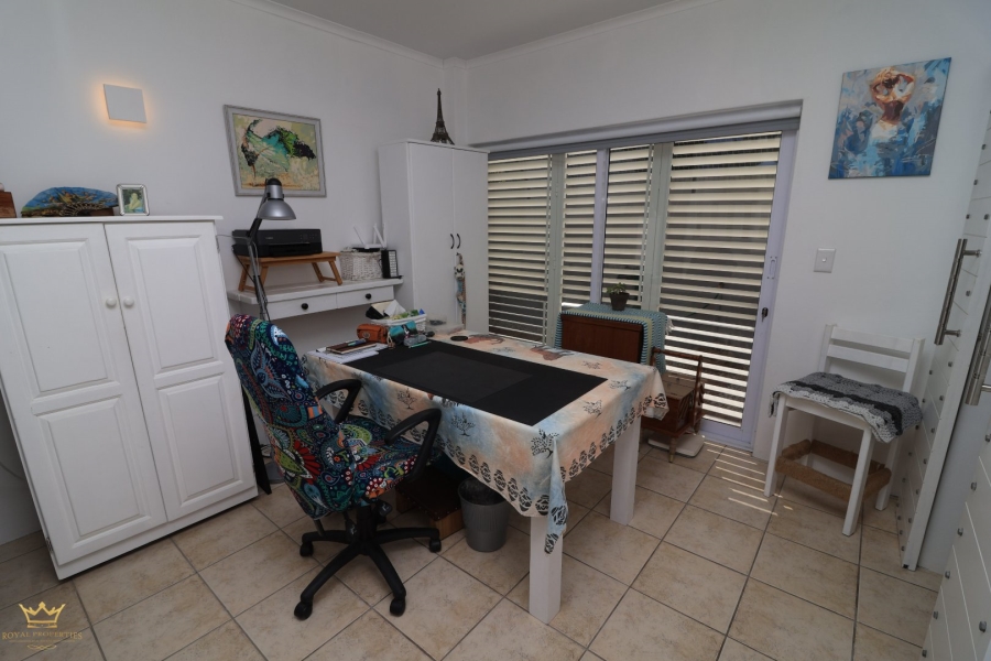 3 Bedroom Property for Sale in Sunny Seas Estate Western Cape